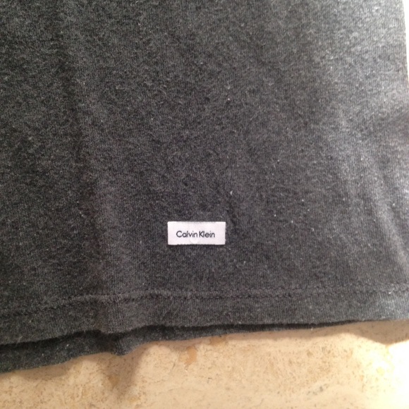 Calvin Klein Top - Picture 2 of 3